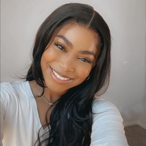 Meet your Posher, Mallory